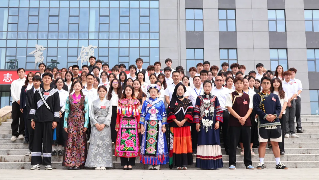 遂宁职业学院第一次学生代表大会顺利召开！